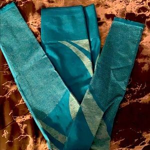 High waisted 7/8 leggings